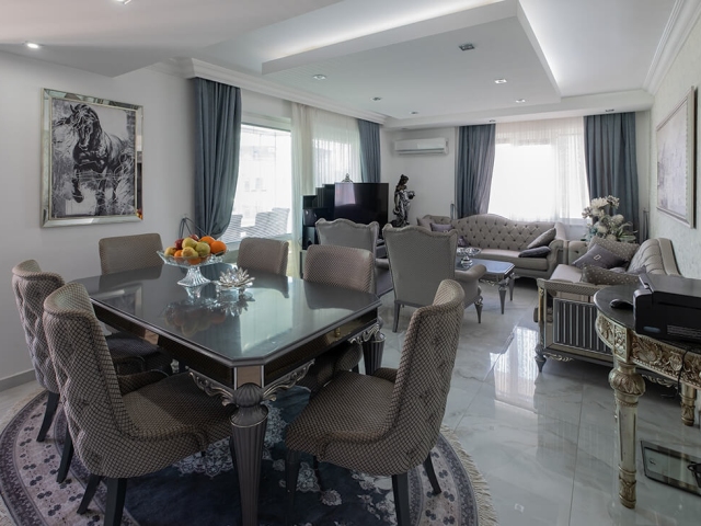 Luxury penthouse with magnificent sea views