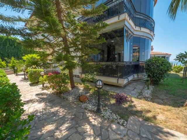 Sharapsa Villas