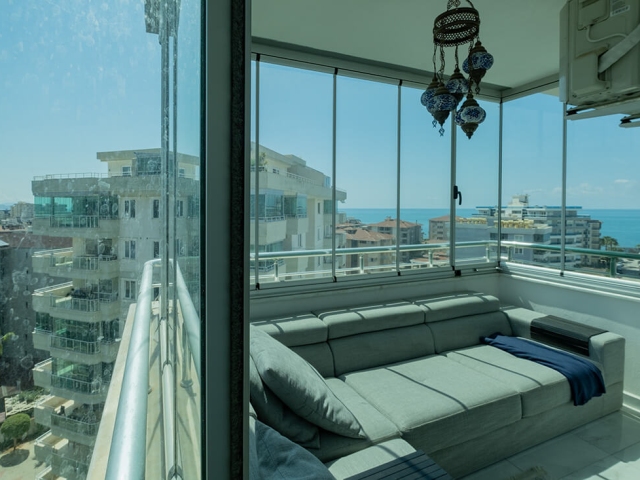 Luxury penthouse with magnificent sea views