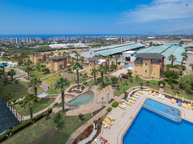 Mahmutlar Holiday Village