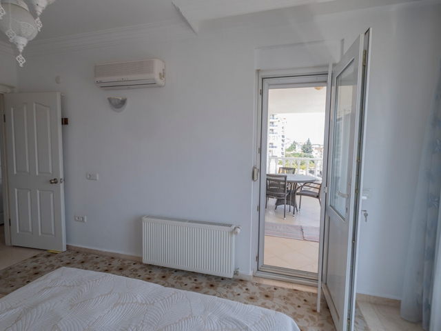 Cikcilli 2+1 Sea View